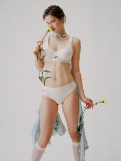 Honoré Thong 17 Honoré Thong -Full Curve Bra Sales braforme chantal thomass lingerie brief t05c80 05x ls