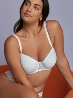 Epirus Padded Balcony Bra - White 10 Epirus Padded Balcony Bra - White -Full Curve Bra Sales braforme primadonnatwist epirus 0241972 wit ls2