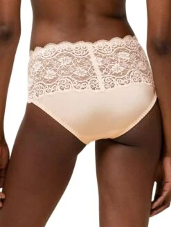 Triumph Amourette 300 Maxi X 32 Triumph Amourette 300 Maxi X -Full Curve Bra Sales braforme triumph 10166772 1196 b